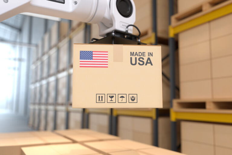 Descubra como estruturar sua operação para vender na Amazon americana morando no Brasil. LLC, logística, localização de conteúdo e Ads strategy prontos.